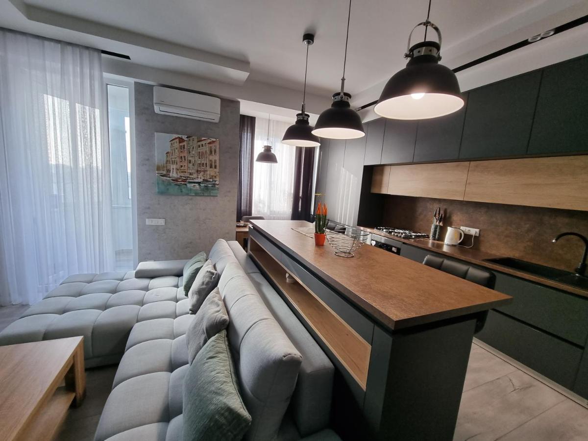 Diplomat The Best Ultra Central Apartaments Kişinev Dış mekan fotoğraf