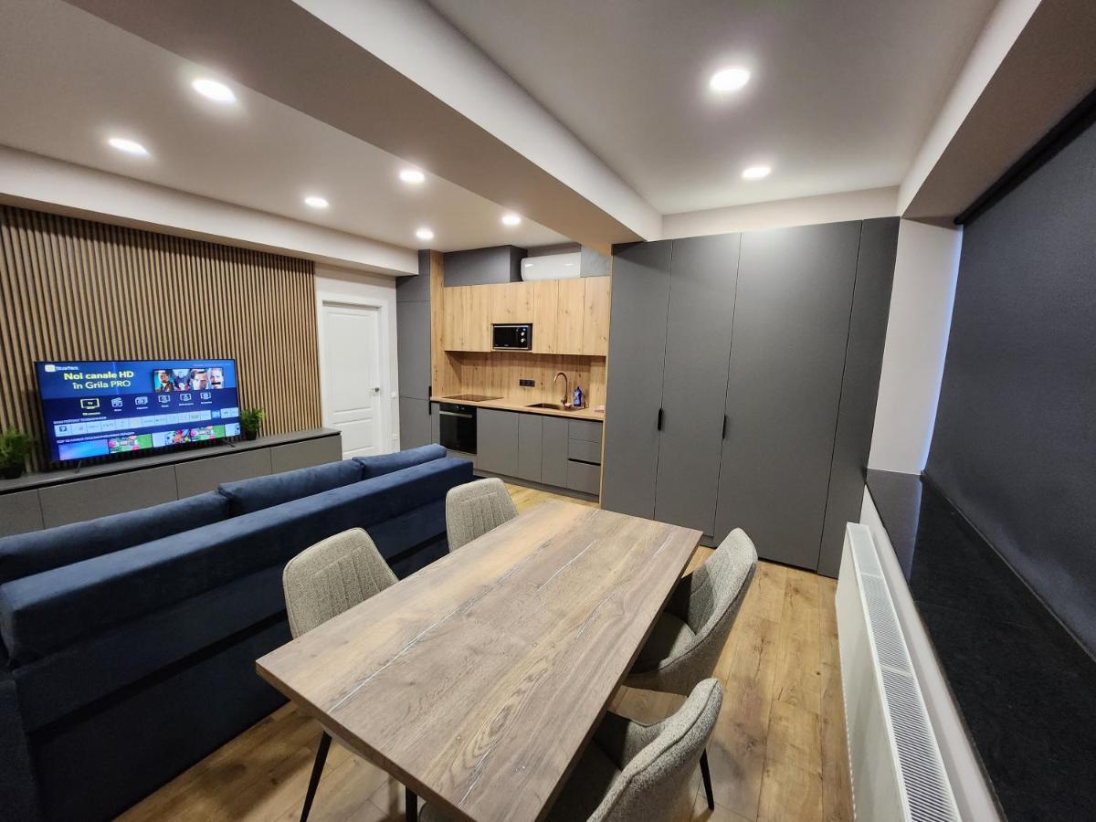 Diplomat The Best Ultra Central Apartaments Kişinev Dış mekan fotoğraf
